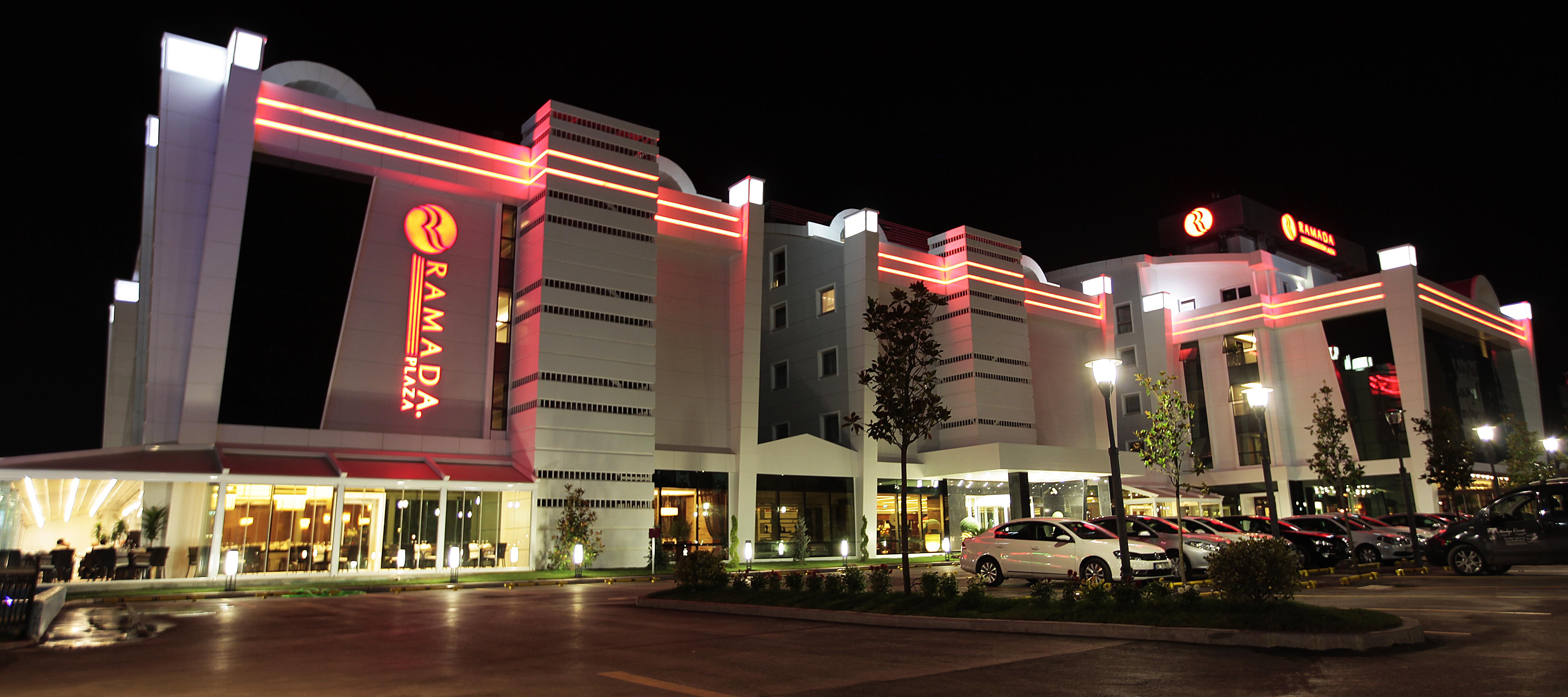伊兹米特温德姆华美达广场酒店 科喀艾里 外观 照片 Pamukkale Thermal Resort
